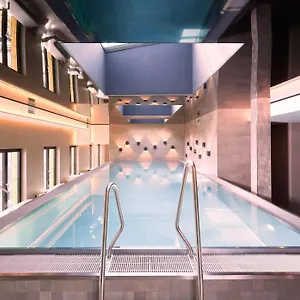 **** Hotel Adina Alemania